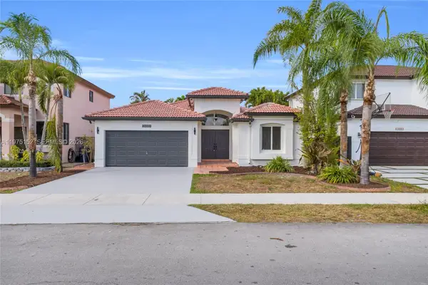 16333 SW 68th Ter, Miami, FL 33193