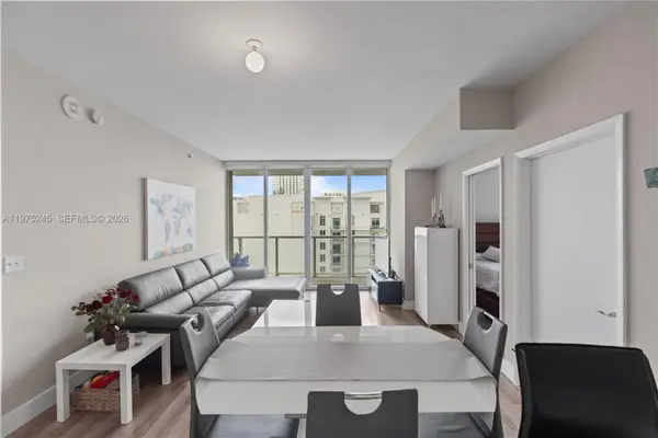 244 Biscayne Blvd #2410, Miami, FL 33132