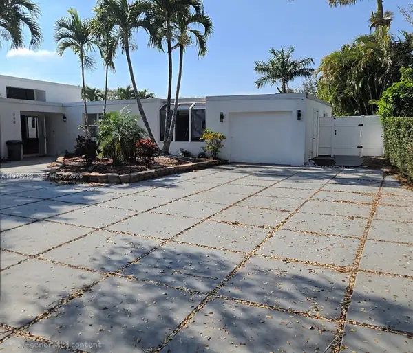 740 Conch Shell Pl, Plantation, FL 33324