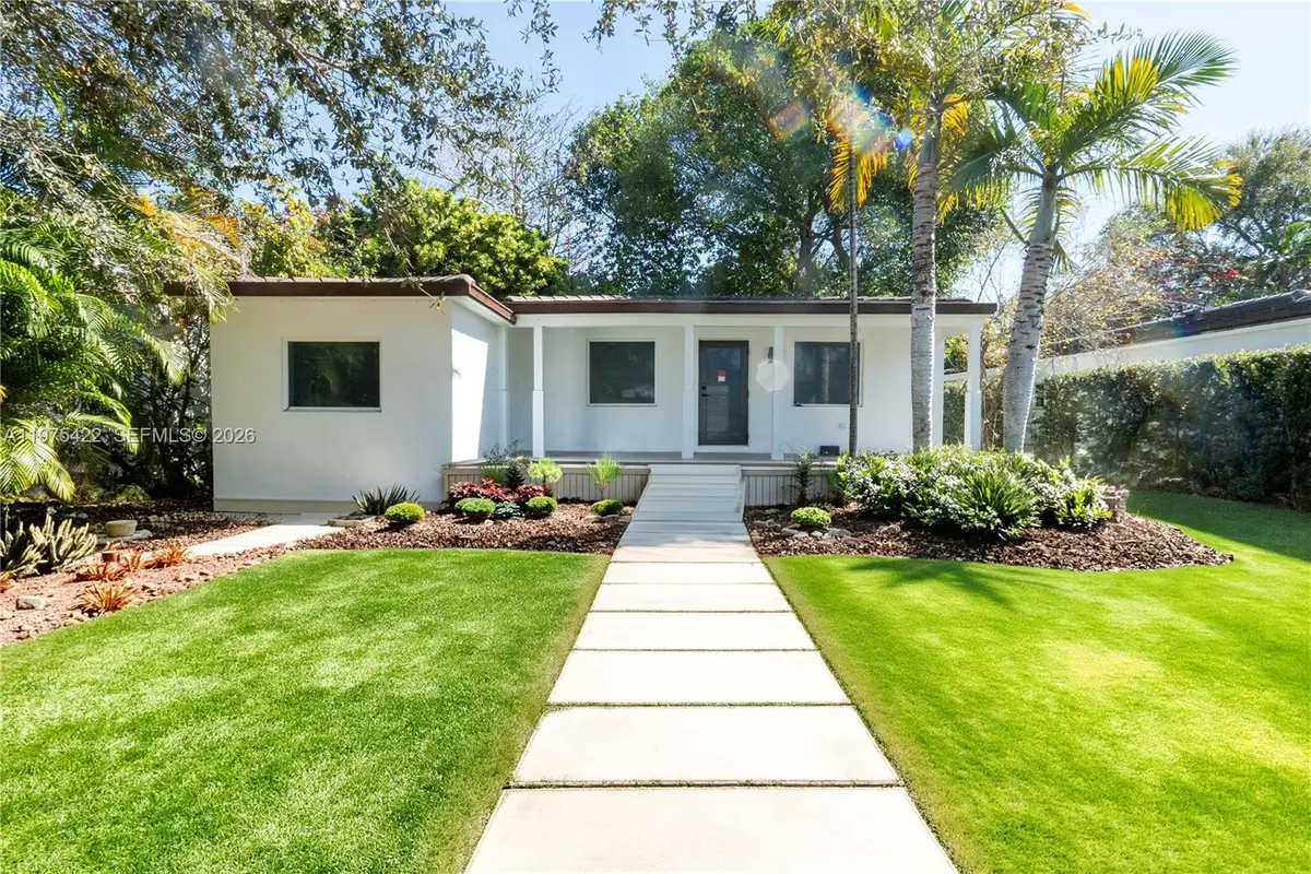 905 Tangier St, Coral Gables, FL 33134 - #1