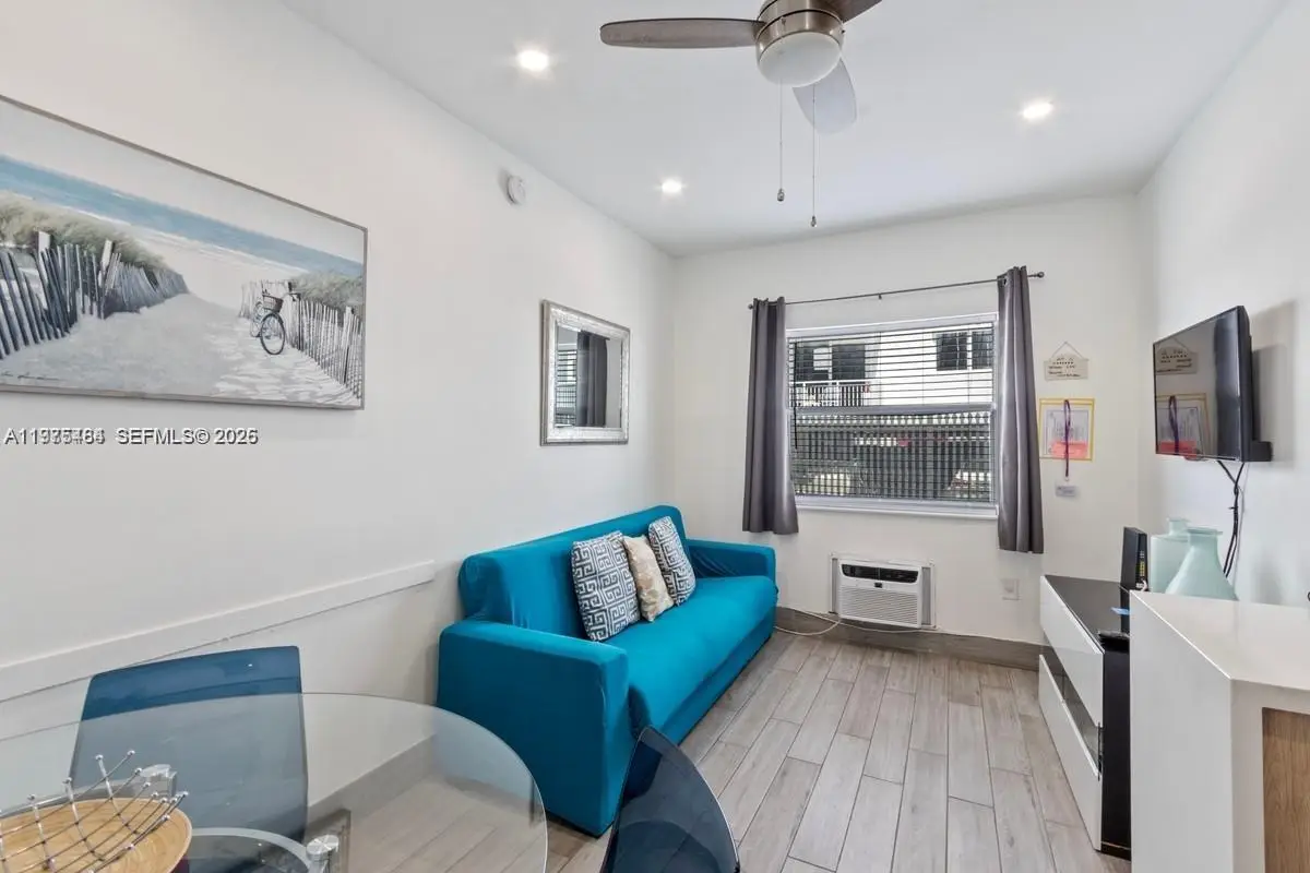 335 Ocean Dr #122, Miami Beach, FL 33139 - #1