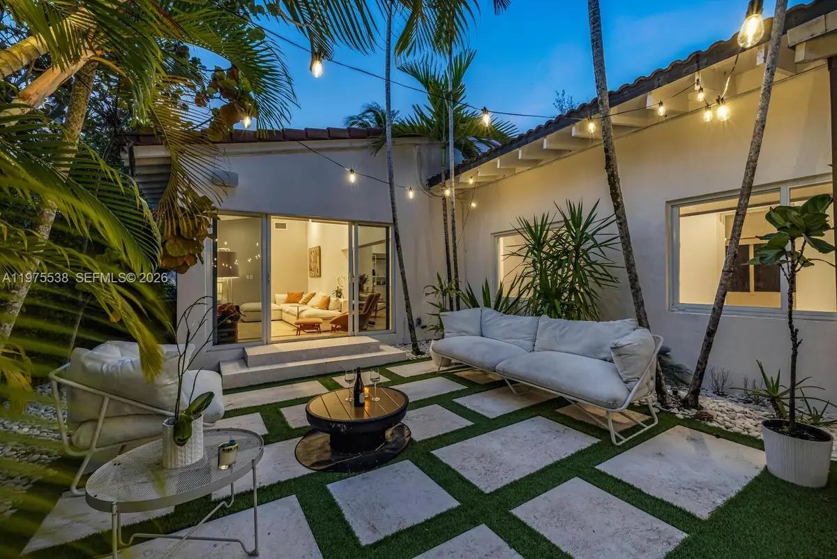 7630 NE 8th Ave, Miami, FL 33138 - #1