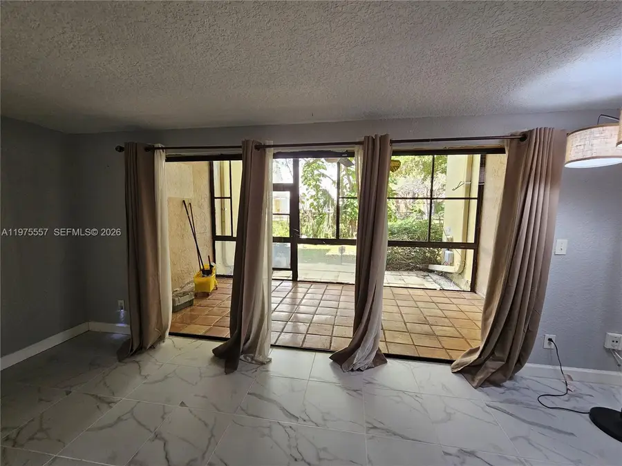 8837 NW 48th St, Sunrise, FL 33351 - #3