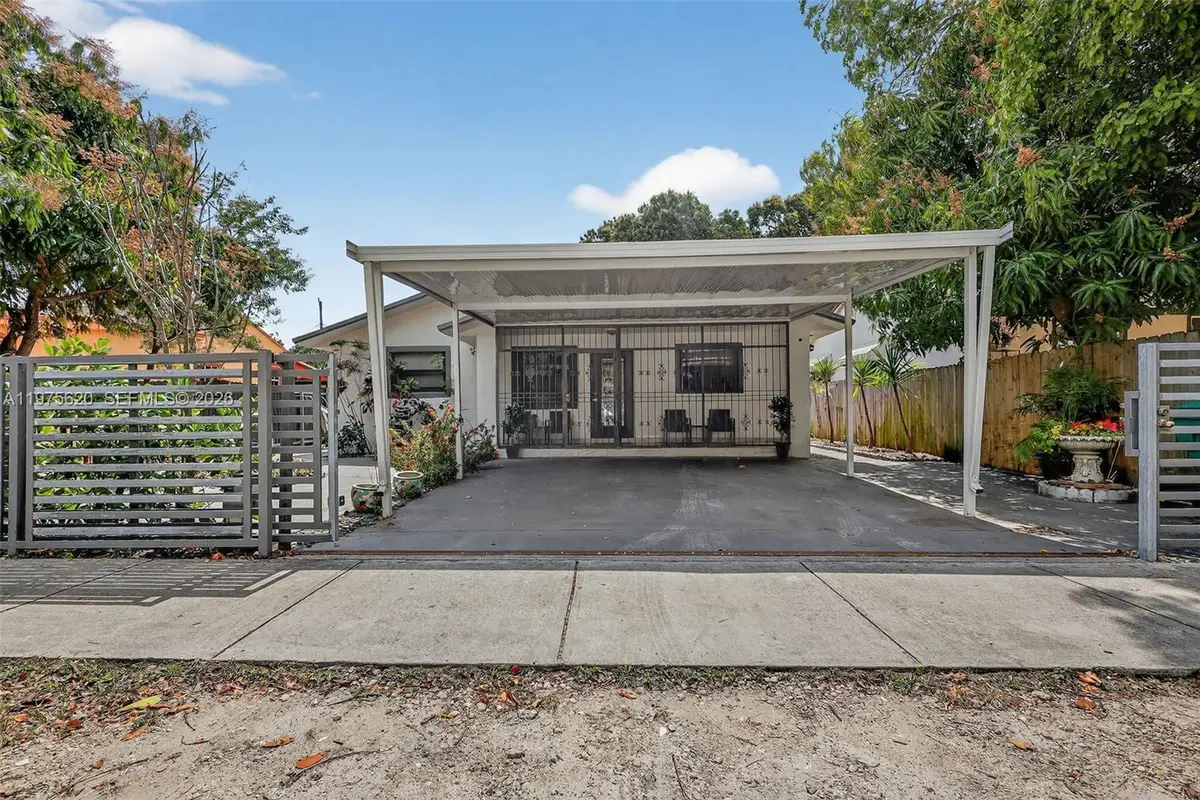 834 NW 115th St, Miami, FL 33168 - #1