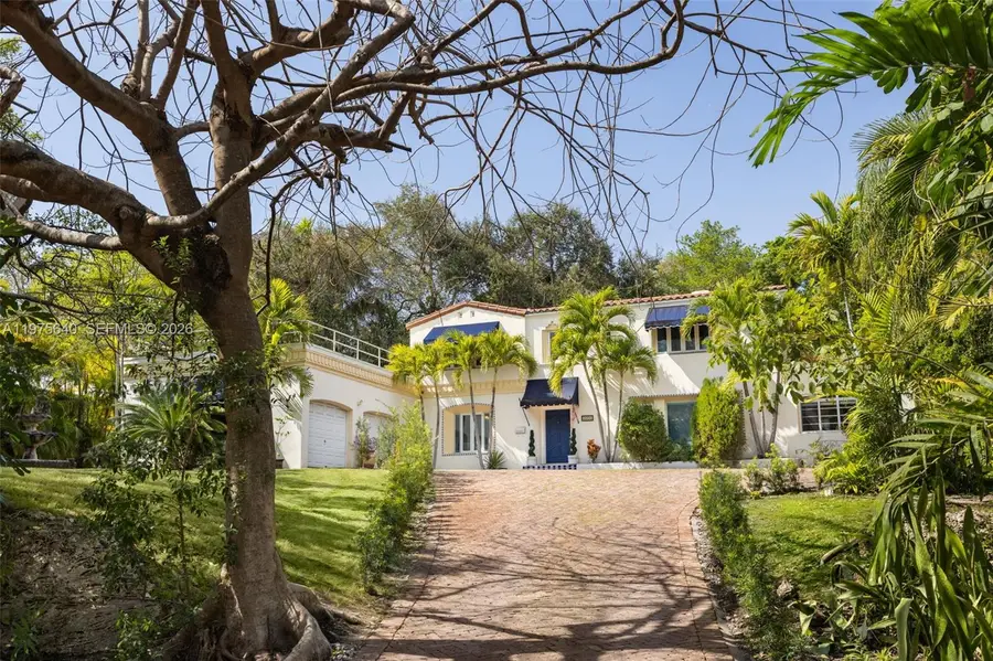 1645 S Bayshore Dr, Coconut Grove, FL 33133 - #3