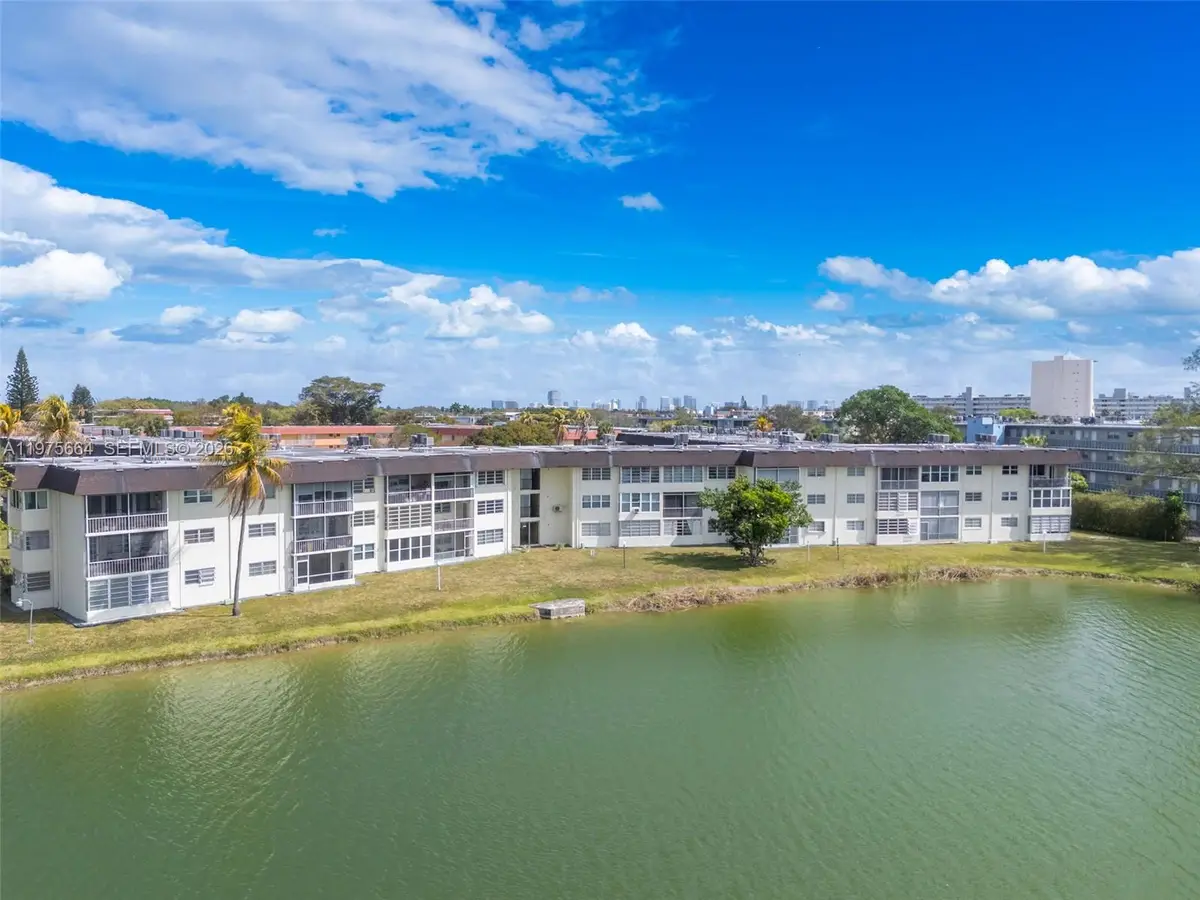 1530 NE 191st St #105, Miami, FL 33179 - #1