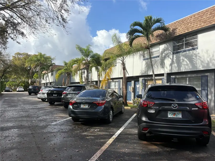 821 NW 46th Ave #821, Plantation, FL 33317 - #2