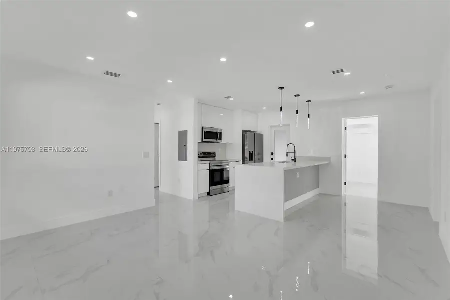 910 NW 133rd St, North Miami, FL 33168 - #2