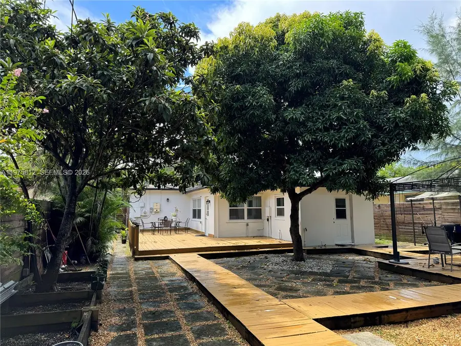 2247 Jackson St, Hollywood, FL 33020 - #2