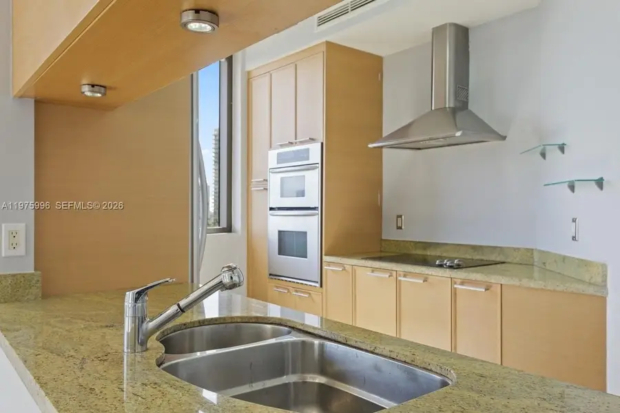 16275 Collins Ave #904, Sunny Isles Beach, FL 33160 - #3