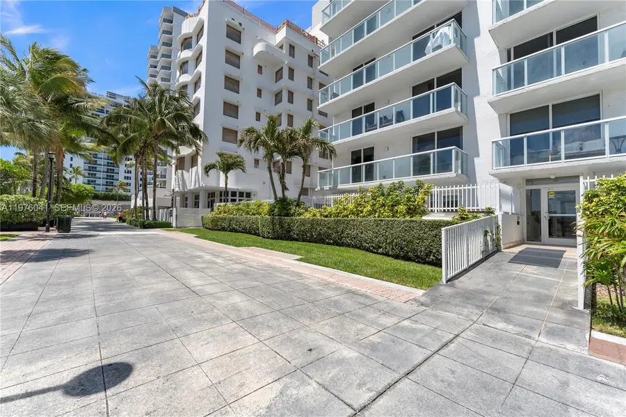 2457 Collins Ave #201, Miami Beach, FL 33140 - #3