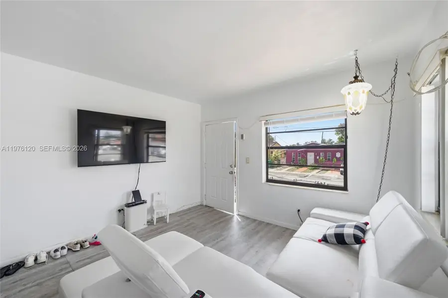 831 NW 34th Ave, Miami, FL 33125 - #3