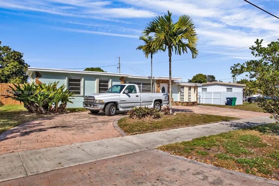 4820 SW 112th Ave, Miami, FL 33165 - #3