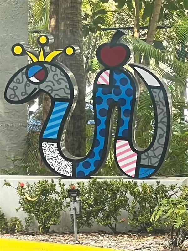 850 N Miami Ave #W-1806, Miami, FL 33136