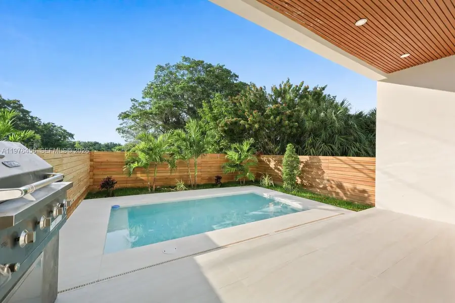 1321 NE 13th Ave, Fort Lauderdale, FL 33304 - #3