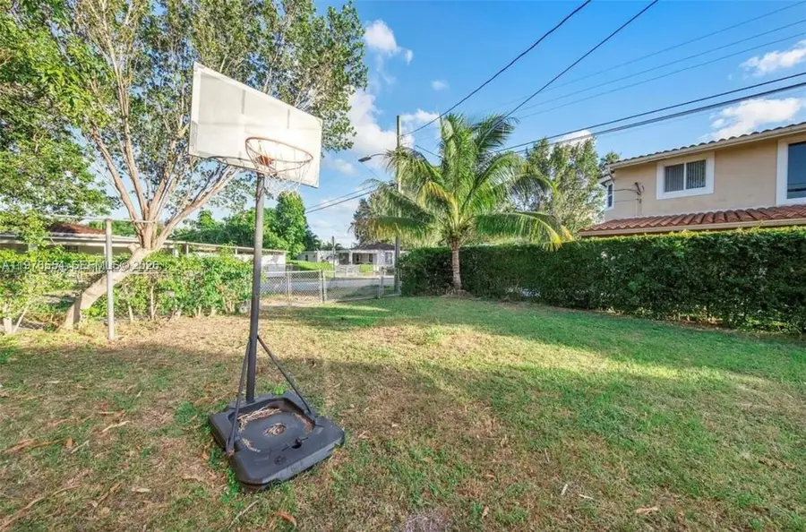 5300 SW 6th St, Miami, FL 33134 - #2