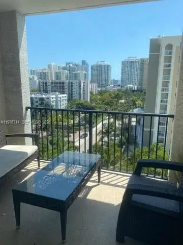 Address Withheld By Seller, Miami, FL 33160 - #2