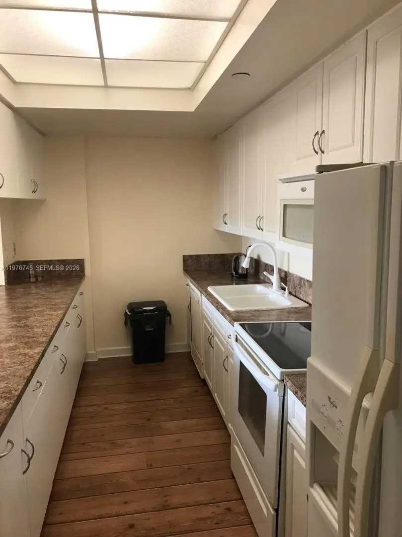 9755 NW 52nd St #421, Doral, FL 33178 - #2
