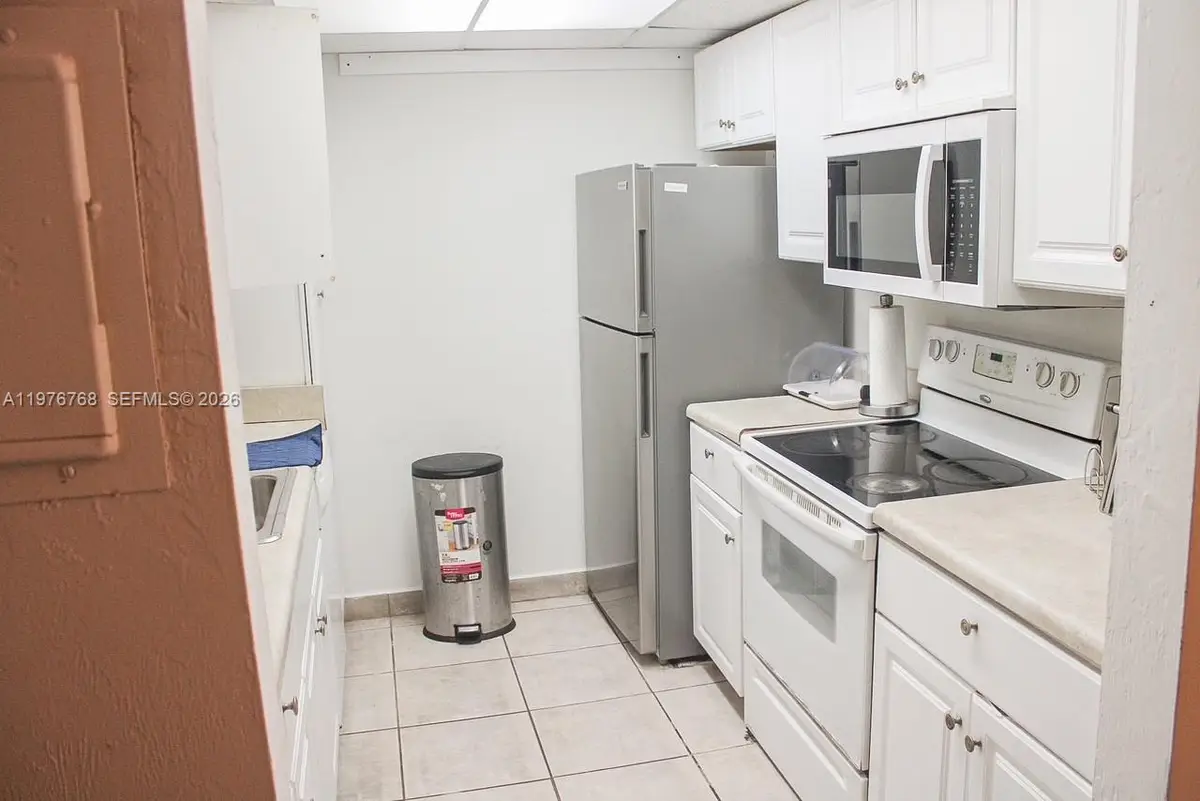 10818 N Kendall Dr #R25, Miami, FL 33176 - #1