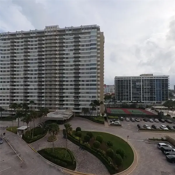 1965 S Ocean Dr #7E, Hallandale Beach, FL 33009