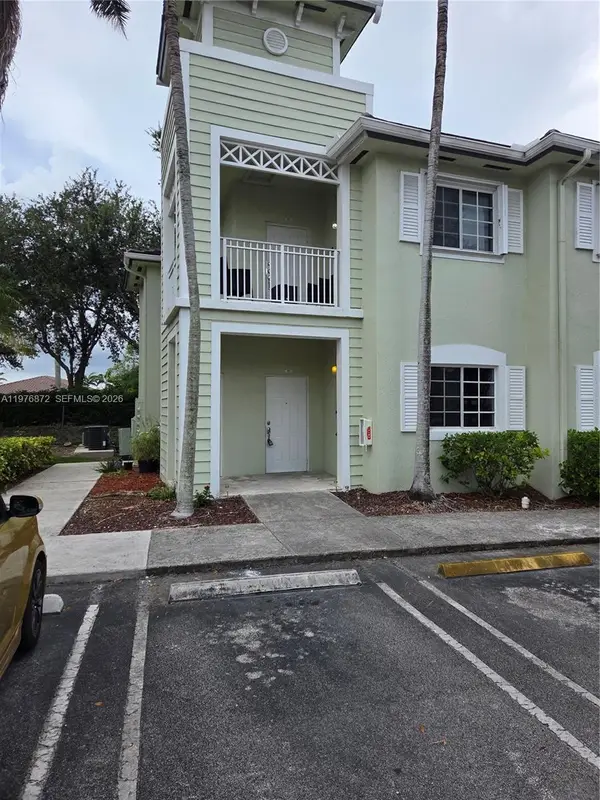 2630 NE 3rd Dr #101, Homestead, FL 33033