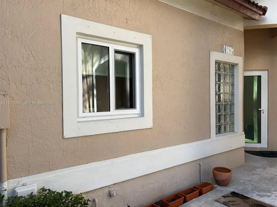 16205 Emerald Cove Rd #16205, Weston, FL 33331 - #2