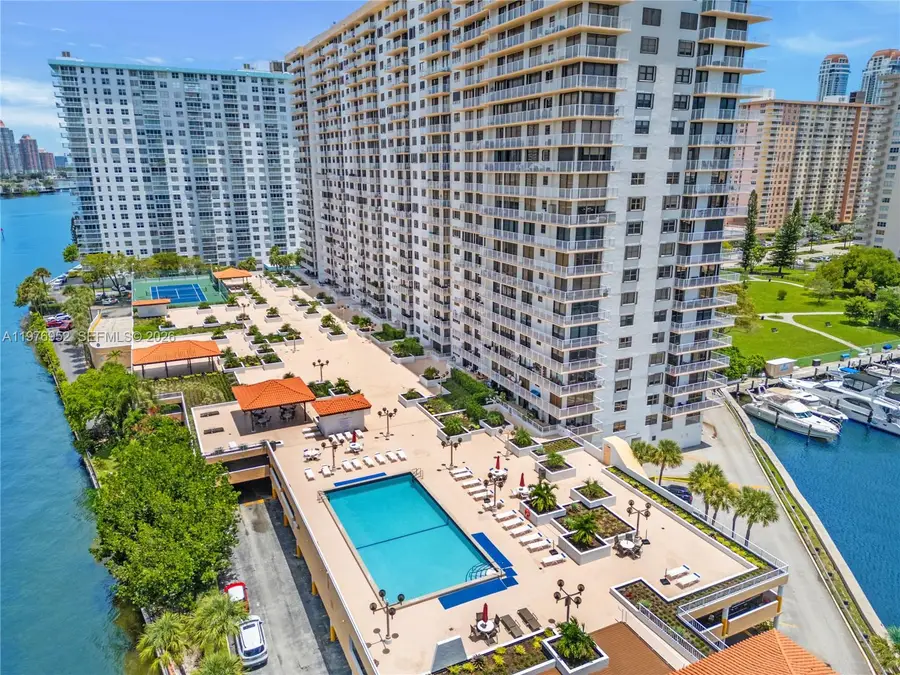 290 174th St #1006, Sunny Isles Beach, FL 33160 - #2