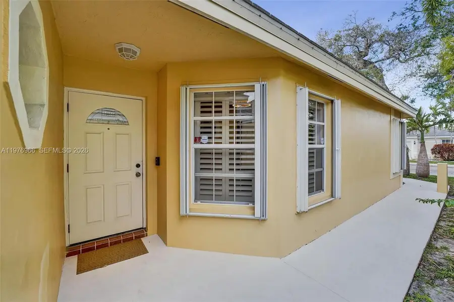 9304 Arborwood Cir, Davie, FL 33328 - #2