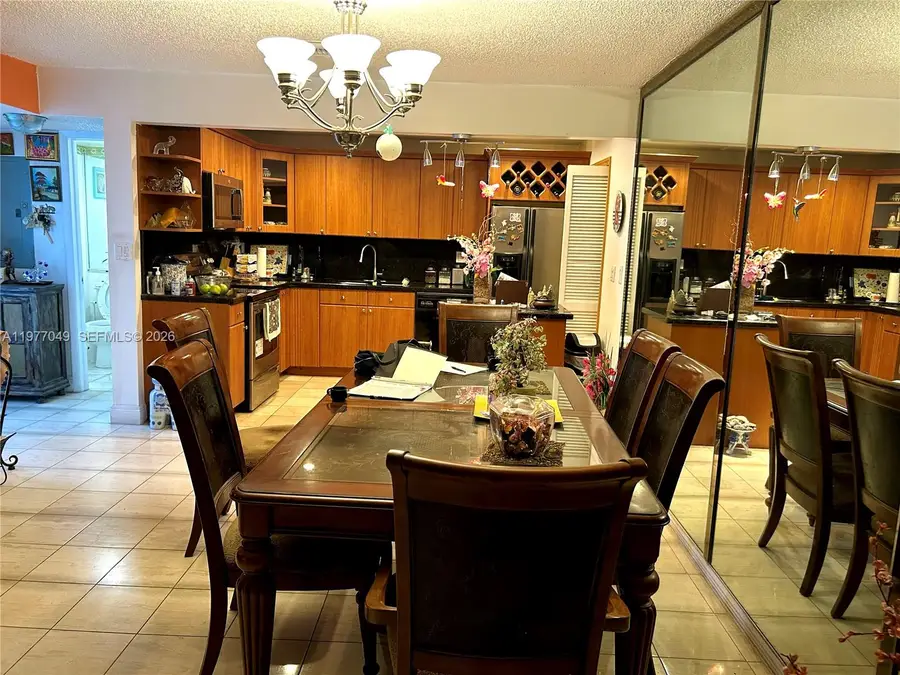 11219 SW 33 RD Circle PL 11219 Sw 33 Rd Cir Pl, Miami, FL 33165 - #2