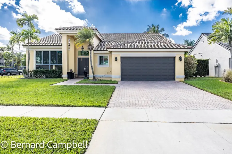 1210 NW 193rd Ave, Pembroke Pines, FL 33029 - #2