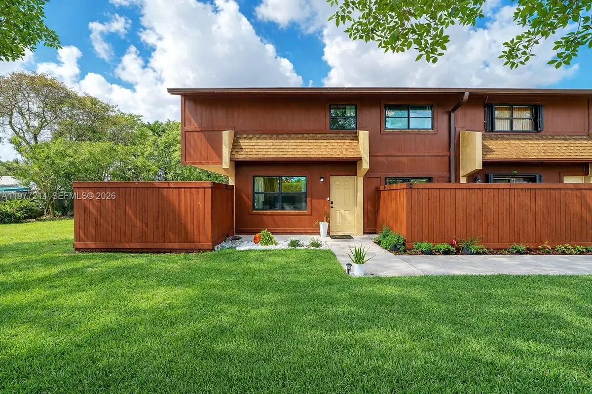 6639 SW 116th Pl #A-1, Miami, FL 33173 - #1