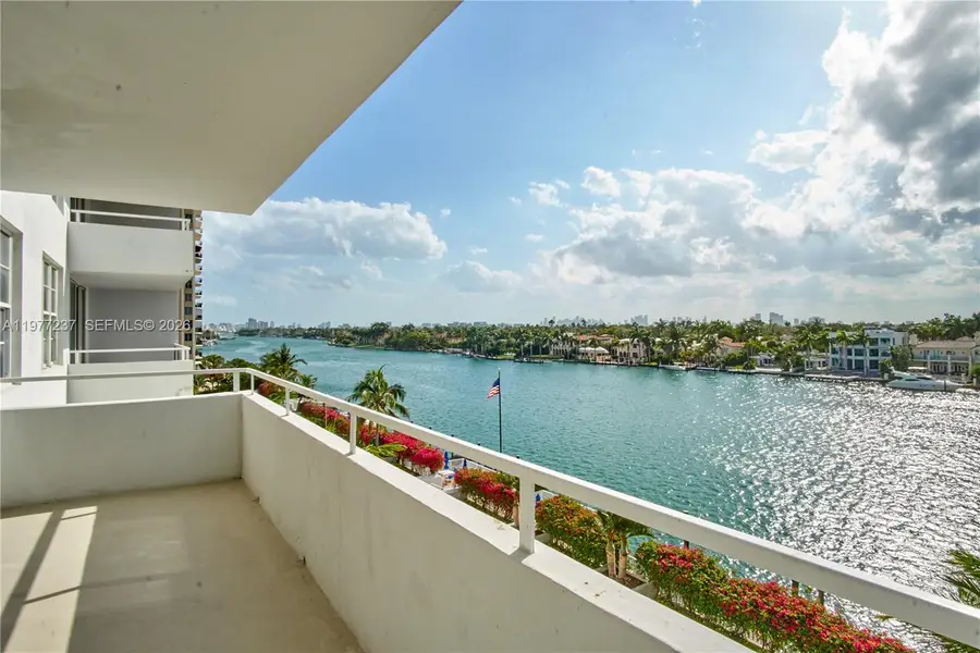 5700 Collins Ave #5L, Miami Beach, FL 33140 - #2