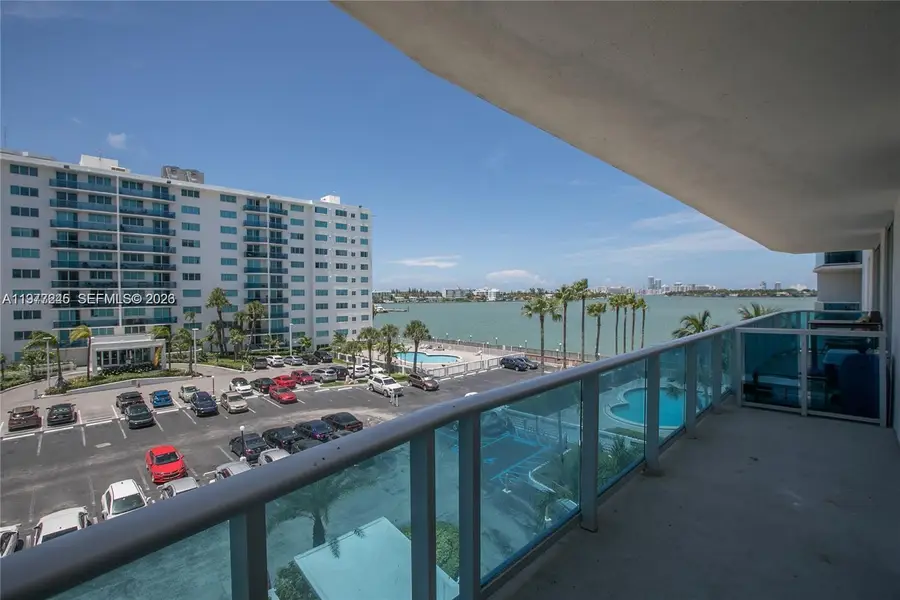 7501 E Treasure Dr #4K, North Bay Village, FL 33141 - #3