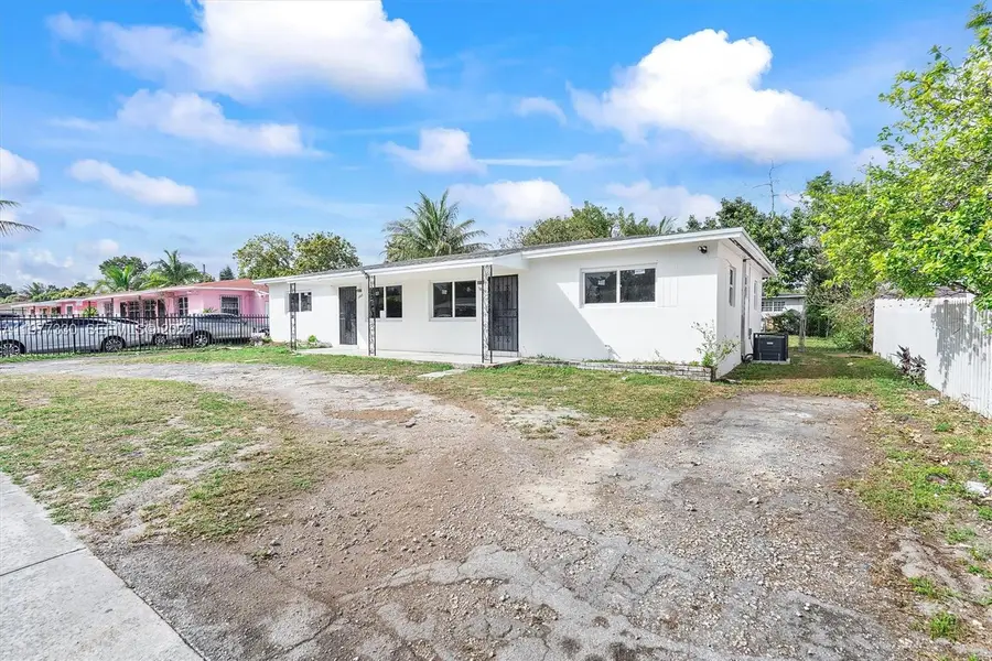 1061 NW 108 Ter, Miami, FL 33168 - #2