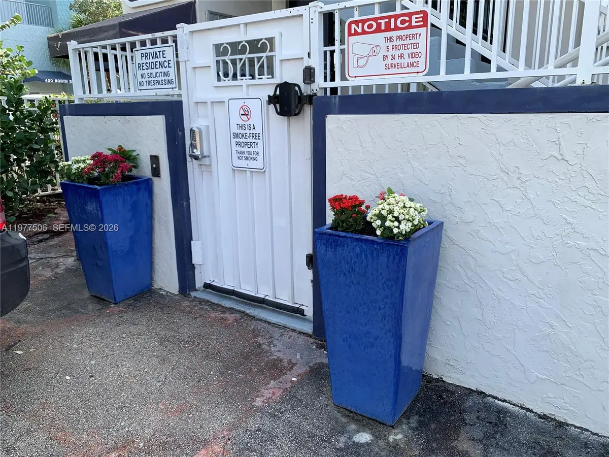 322 Taylor St #2D, Hollywood, FL 33019 - #1