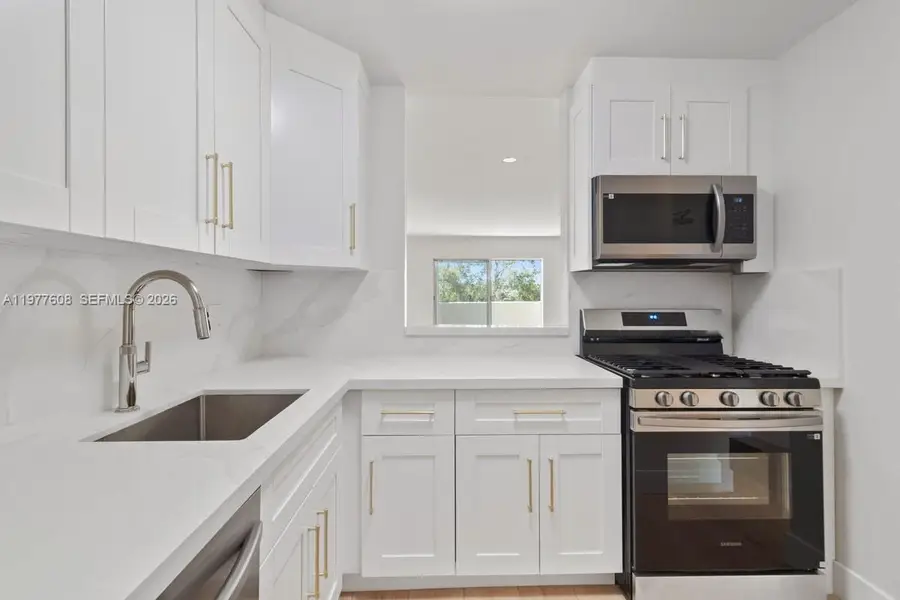 6902 N Kendall Dr #E403, Pinecrest, FL 33156 - #2