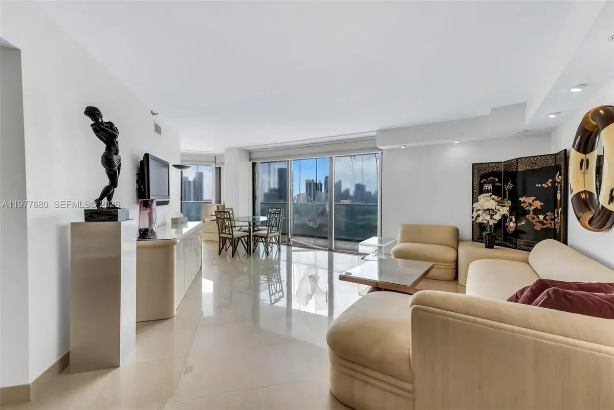 19707 Turnberry Way #22G, Aventura, FL 33180 - #1