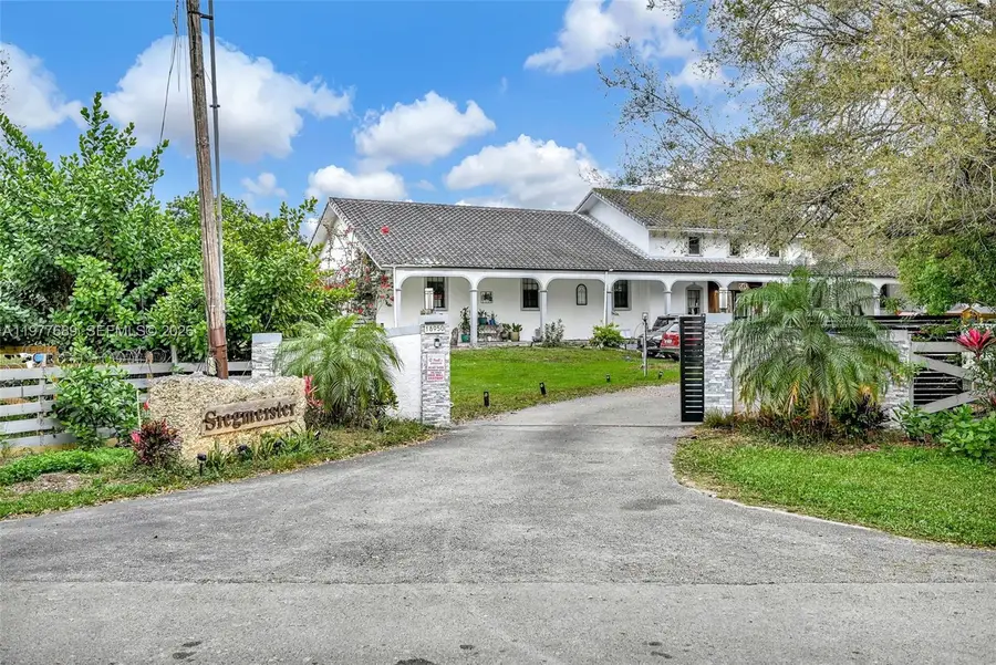 18950 SW 50th St, Southwest Ranches, FL 33332 - #3