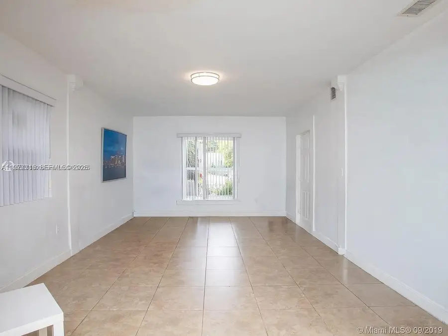 2816 Pine Tree Dr, Miami Beach, FL 33140 - #3