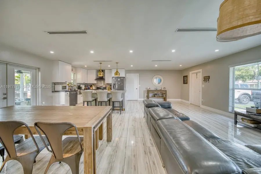 9104 SW 180th St, Palmetto Bay, FL 33157 - #3