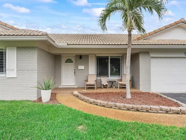 5620 SW 9th St, Plantation, FL 33317