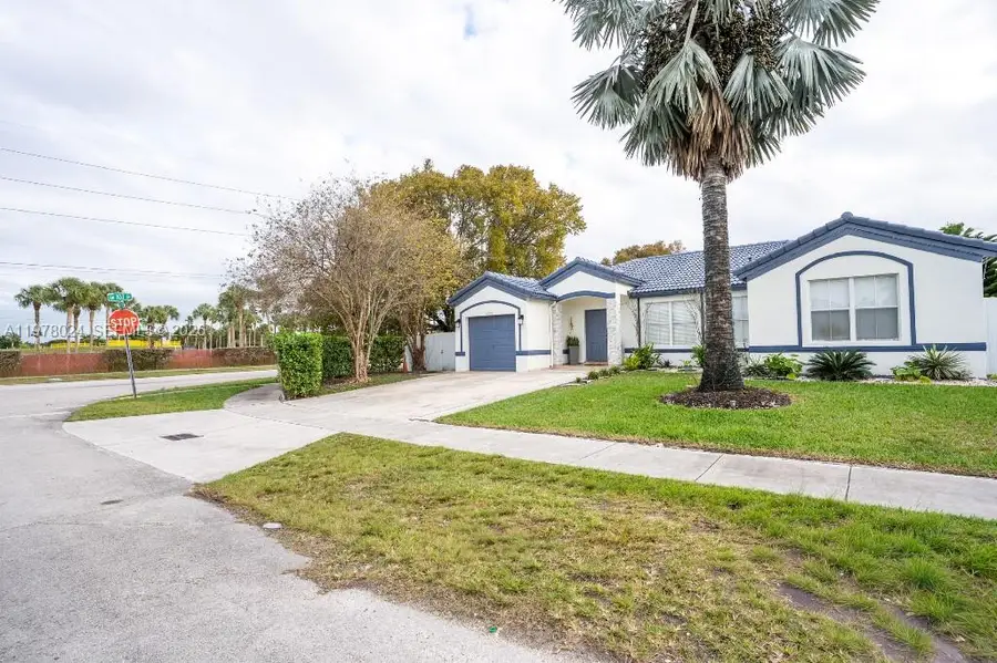 10704 SW 167th St, Miami, FL 33157 - #3