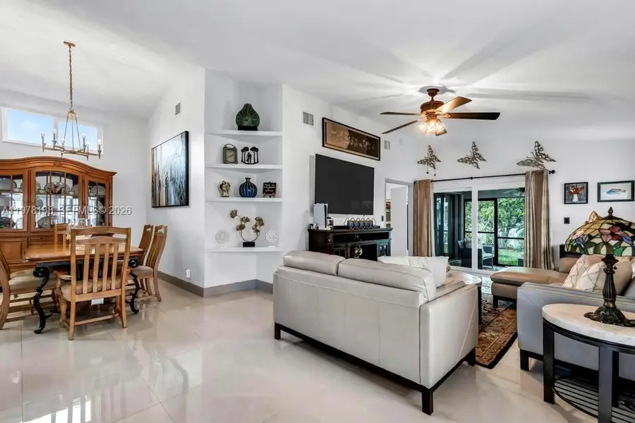 529 Lakeside Cir, Sunrise, FL 33326 - #3