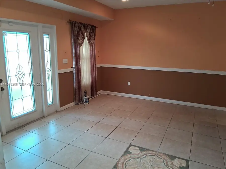 158 SW 5th St, Deerfield Beach, FL 33441 - #3