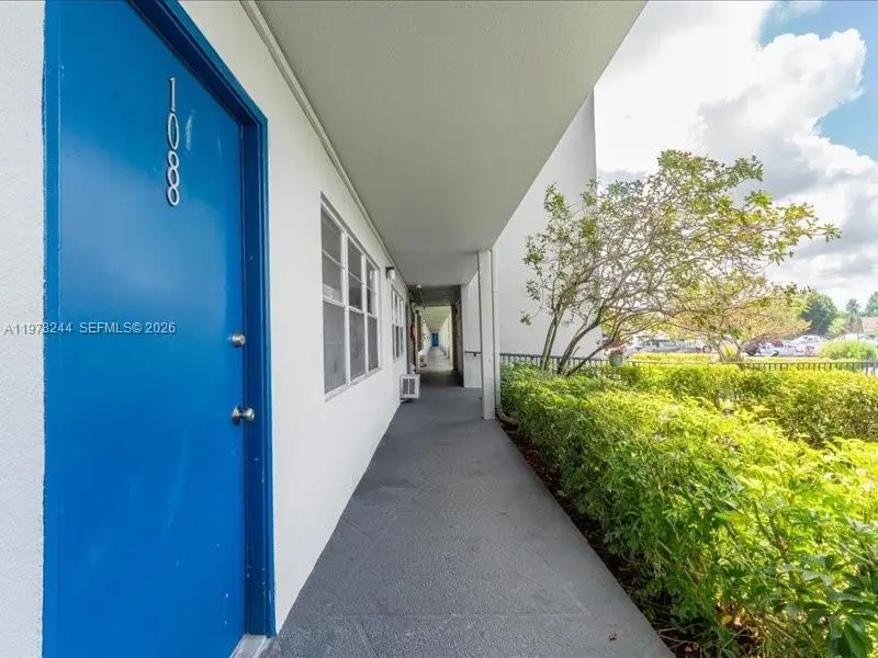 301 SW 135th Ave #108C, Pembroke Pines, FL 33027 - #3