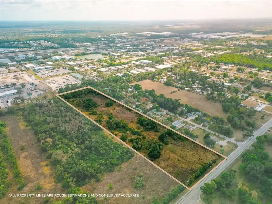 621 Ortiz Ave, Fort Myers, FL 33905 - #3