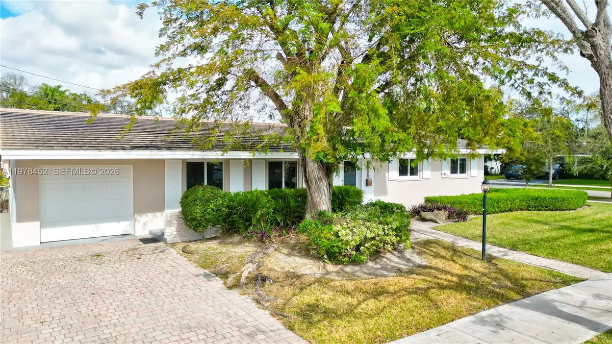 8955 SW 85th Ter, Miami, FL 33173 - #1
