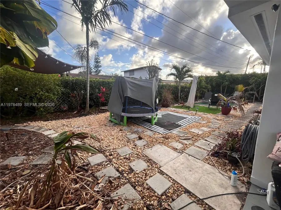 9510 SW 29th St, Miami, FL 33165 - #3