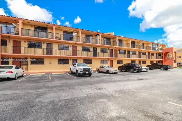 1279 W 51st Pl #B-13, Hialeah, FL 33012
