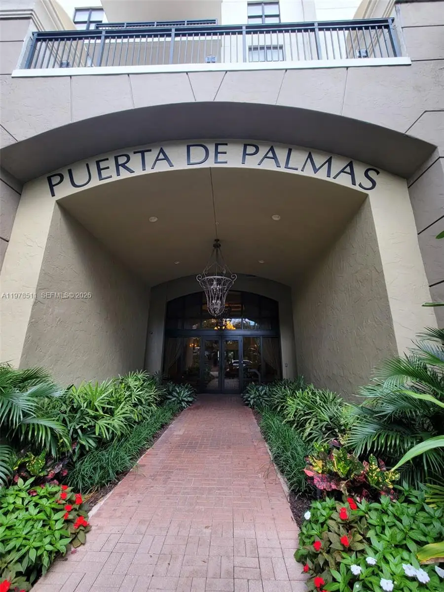 888 S Douglas Rd #1110, Coral Gables, FL 33134 - #1